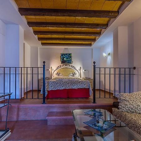 Hostal Nuevo Milan I Сан-Клементе Экстерьер фото