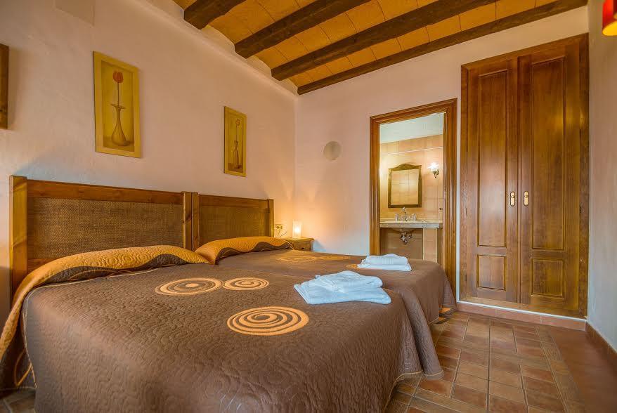 Hostal Nuevo Milan I Сан-Клементе Экстерьер фото